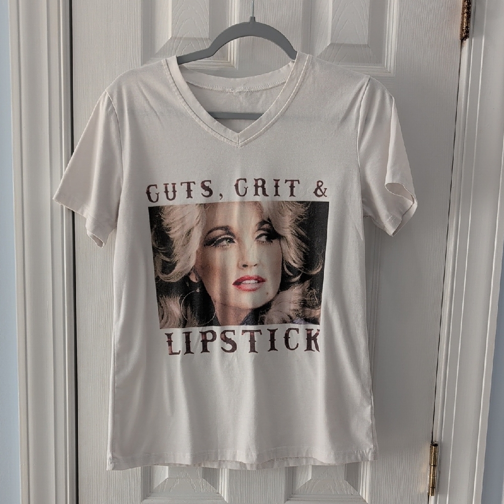 👢🎶 Dolly Parton  🎶👢 Iconic Design White Top